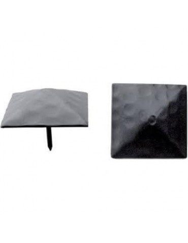 CLAVO PIRAMIDE 25X30 MM.